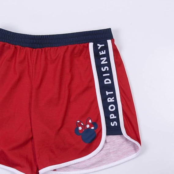 Completo estivo originale con licenza ufficiale Disney, impreziosito dalla simpatica grafica di Minnie Mouse in stile sportivo. Ideale per le piccole fan del personaggio. 7